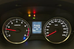 Hopea Subaru XV 2012 kuva 16.