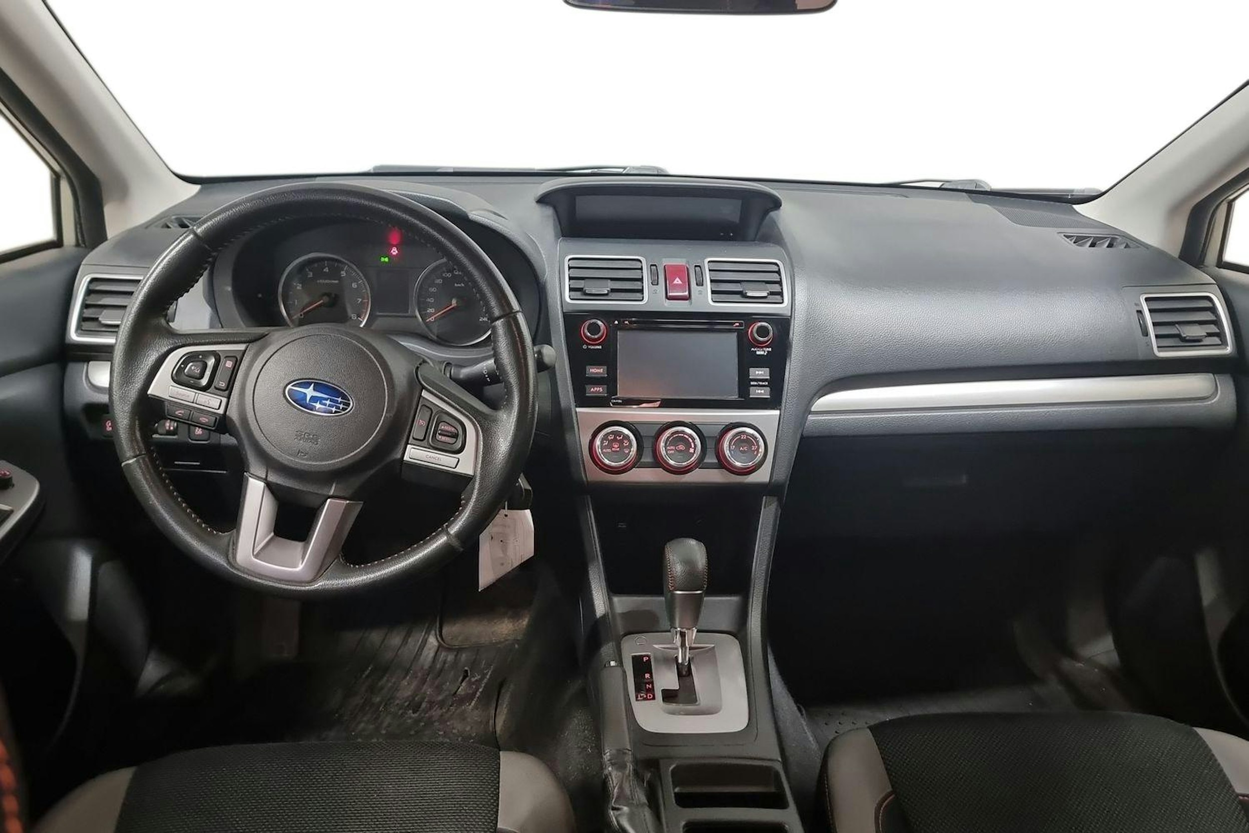 vihreä Subaru XV 2016 kuva 9.