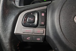 vihreä Subaru XV 2016 kuva 16.