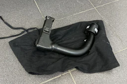 valkoinen Suzuki Across 2021 kuva 27.