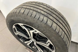 valkoinen Suzuki Across 2021 kuva 31.