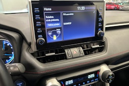 musta Suzuki Across 2021 kuva 20.