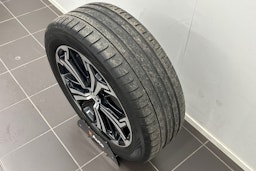 musta Suzuki Across 2021 kuva 25.