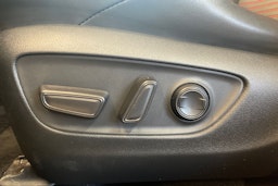 Punainen Suzuki Across 2021 kuva 23.