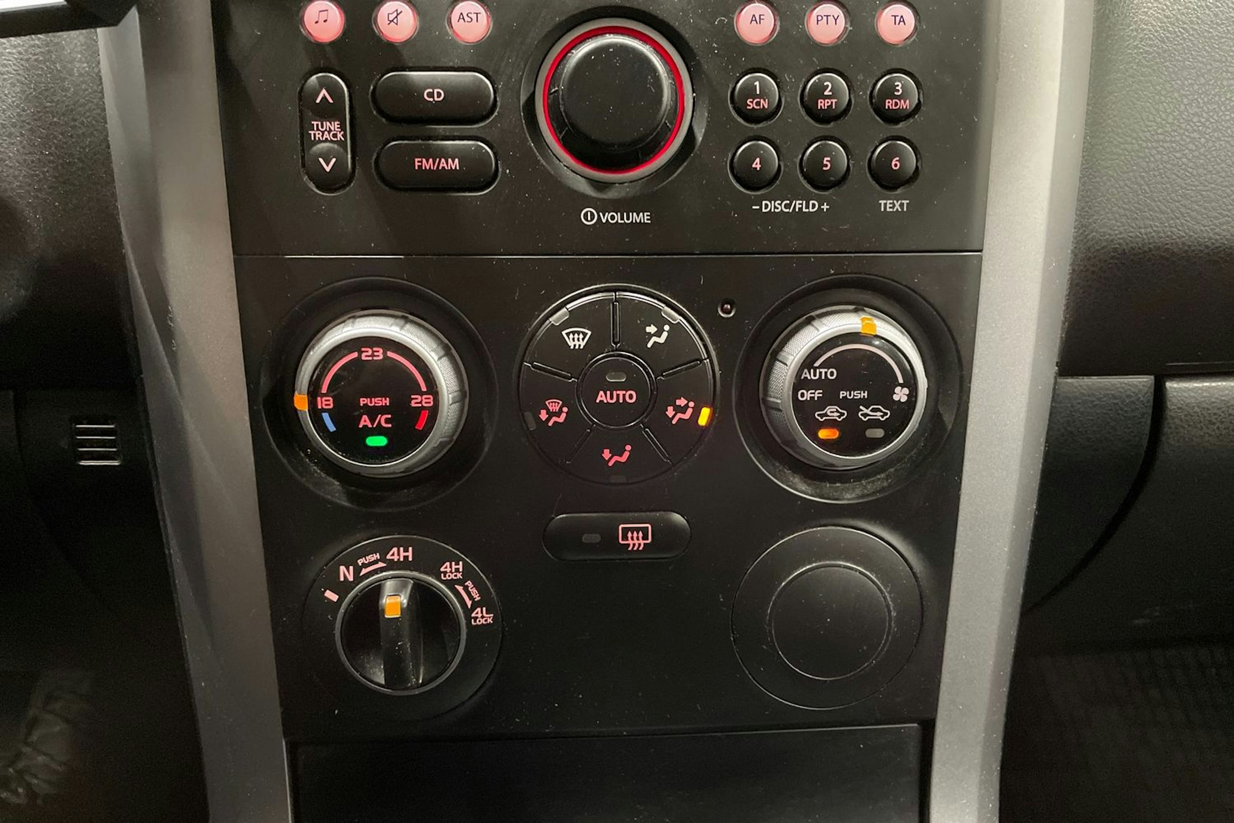 sininen Suzuki Grand Vitara 2007 kuva 16.