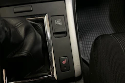 punainen Suzuki Grand Vitara 2009 kuva 19.