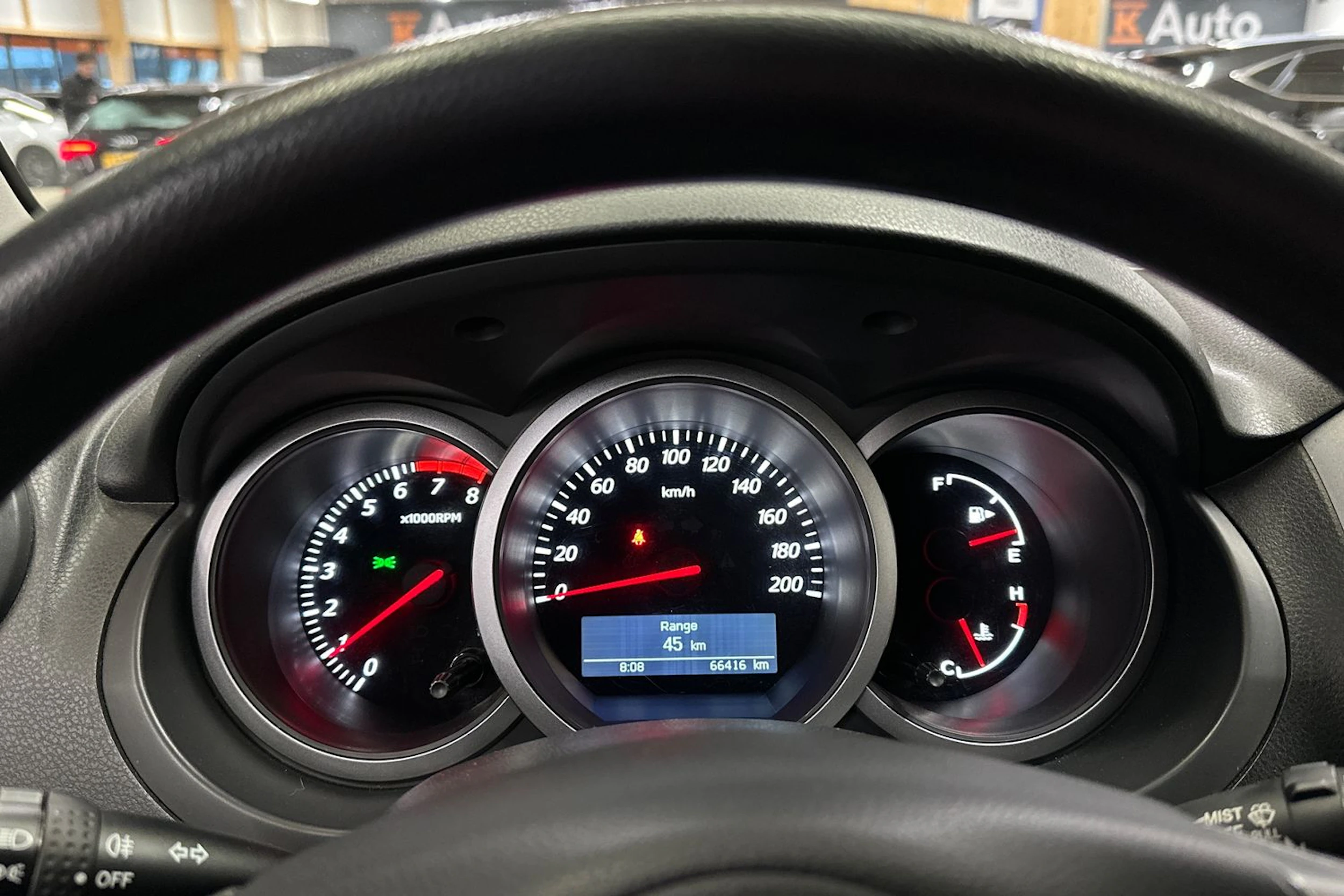 punainen Suzuki Grand Vitara 2009 kuva 20.