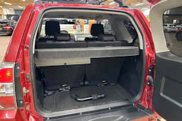punainen Suzuki Grand Vitara 2009 kuva 25.