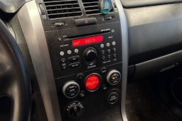 Harmaa Suzuki Grand Vitara 2011 kuva 17.