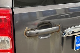 Harmaa Suzuki Grand Vitara 2011 kuva 26.