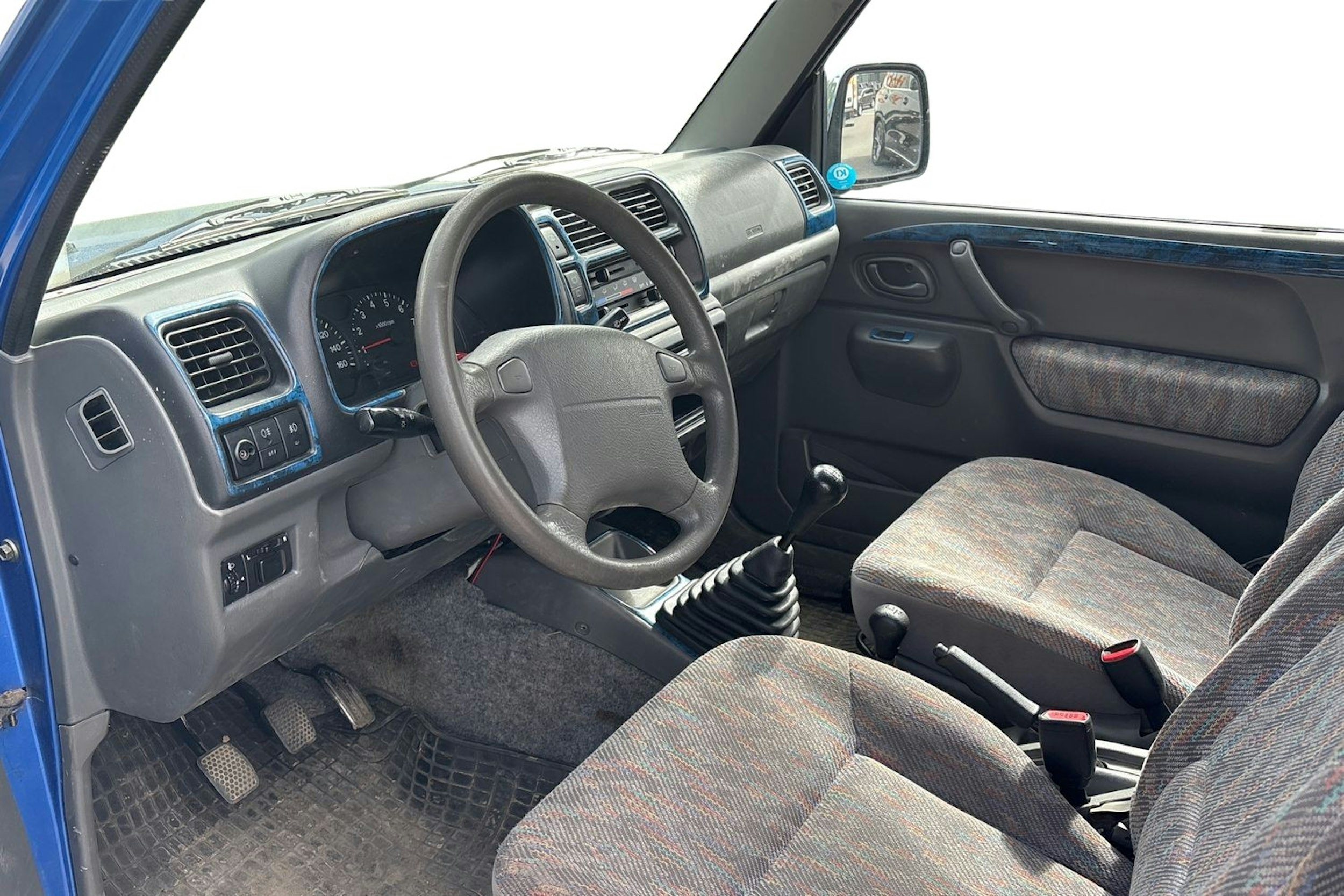 sininen Suzuki Jimny 2000 kuva 3.