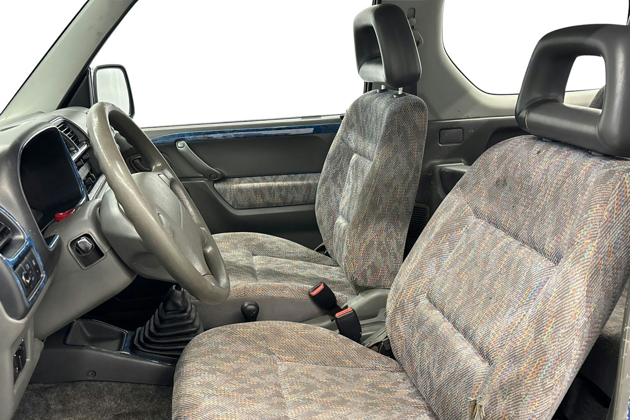 sininen Suzuki Jimny 2000 kuva 9.