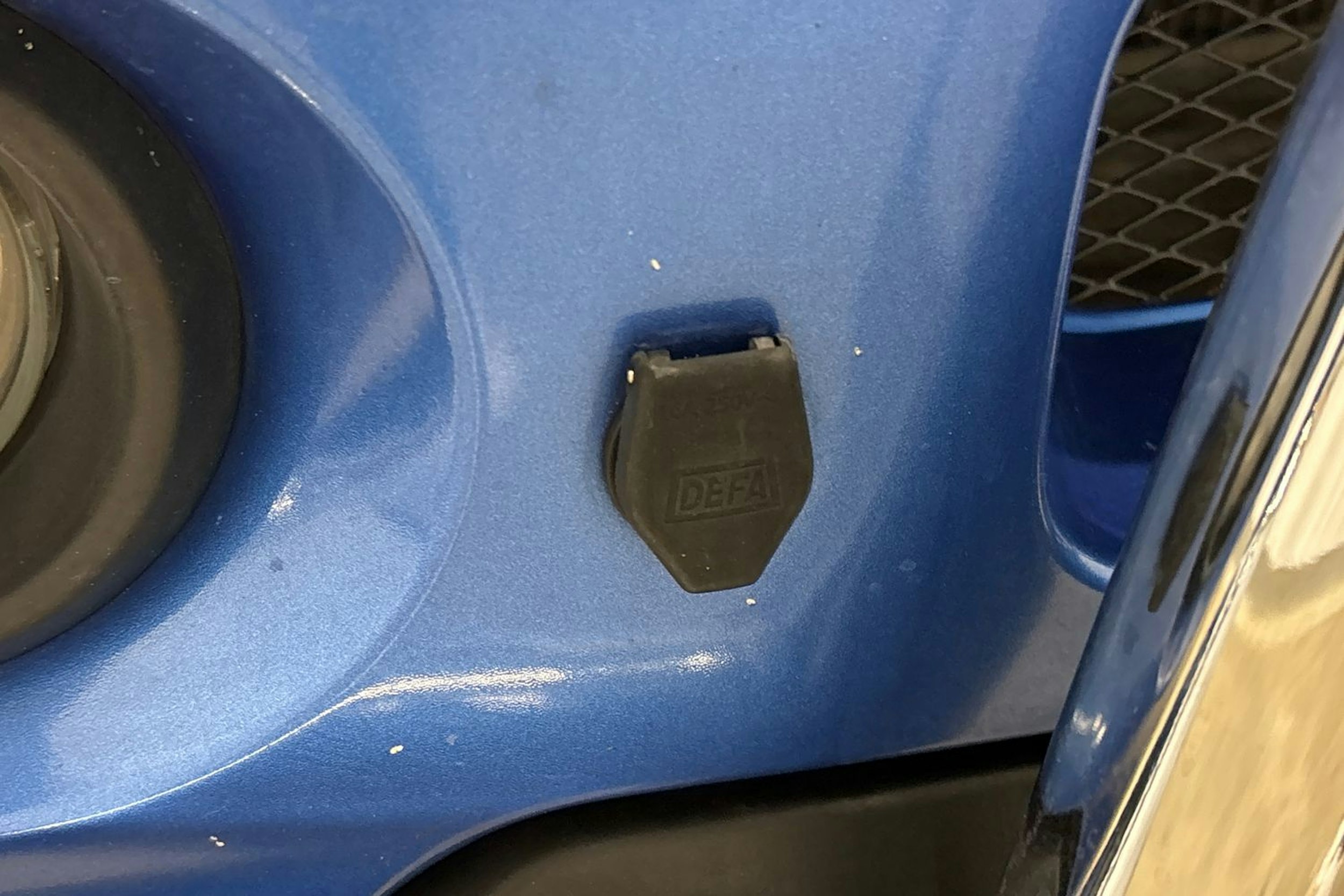 sininen Suzuki Jimny 2000 kuva 24.
