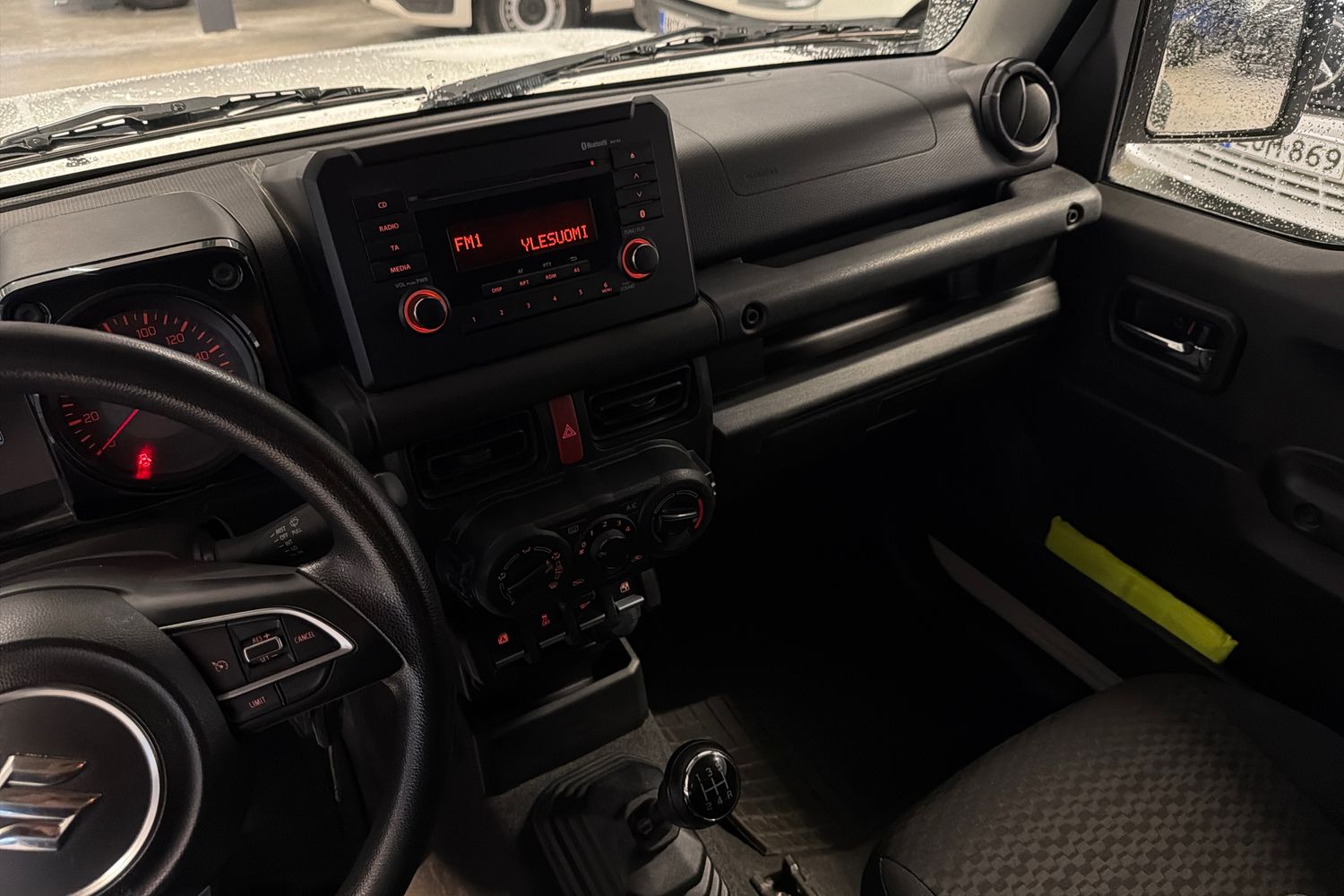Suzuki Jimny 2024, bild 4/4