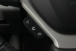 Valkoinen Suzuki S-Cross 2022 kuva 16.