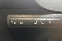 Ruskea (beige) Suzuki Swace 2021 kuva 15.