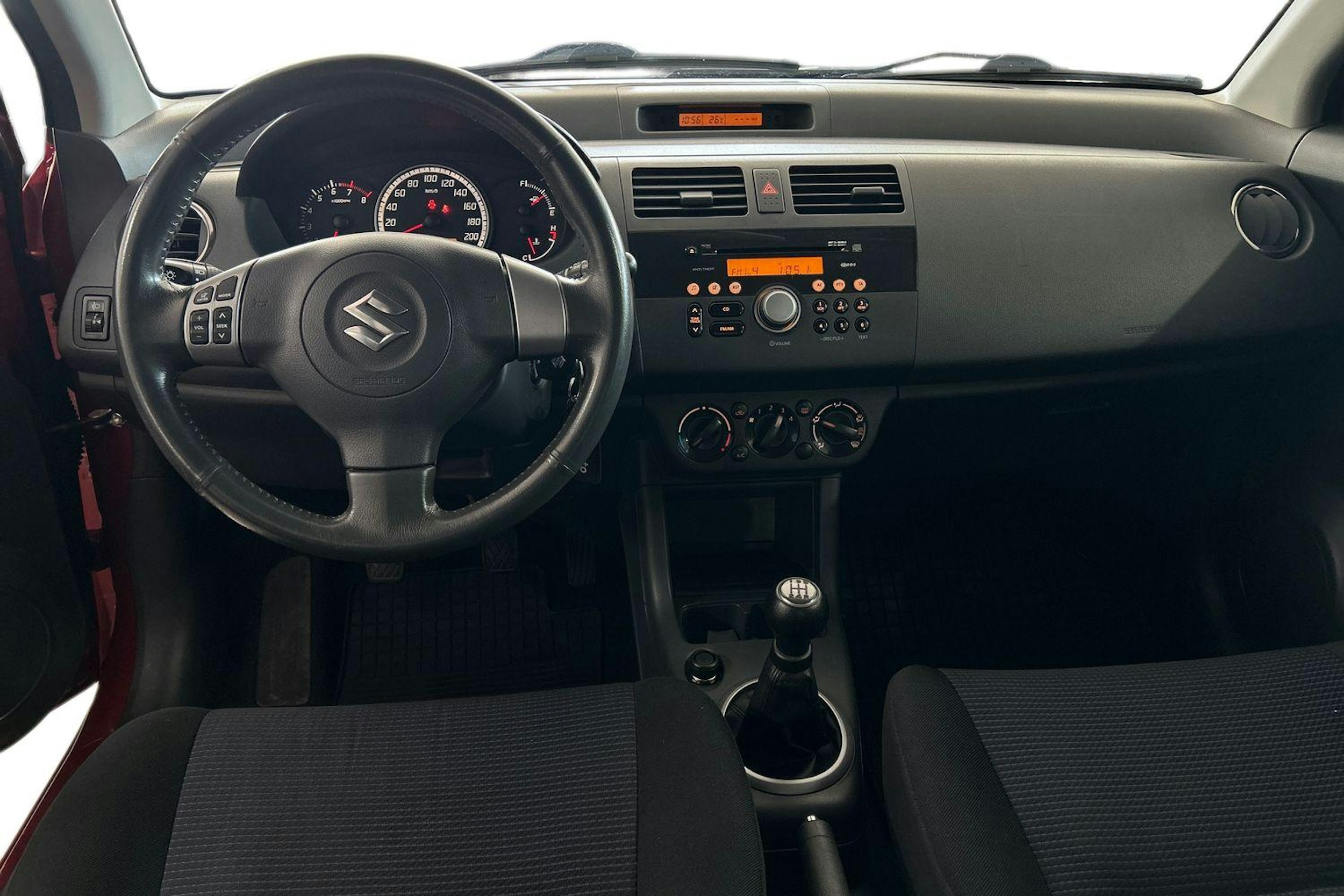 Oranssi Suzuki SWIFT 2008 kuva 9.