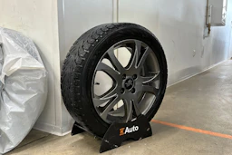 musta Suzuki Swift 2018 kuva 13.