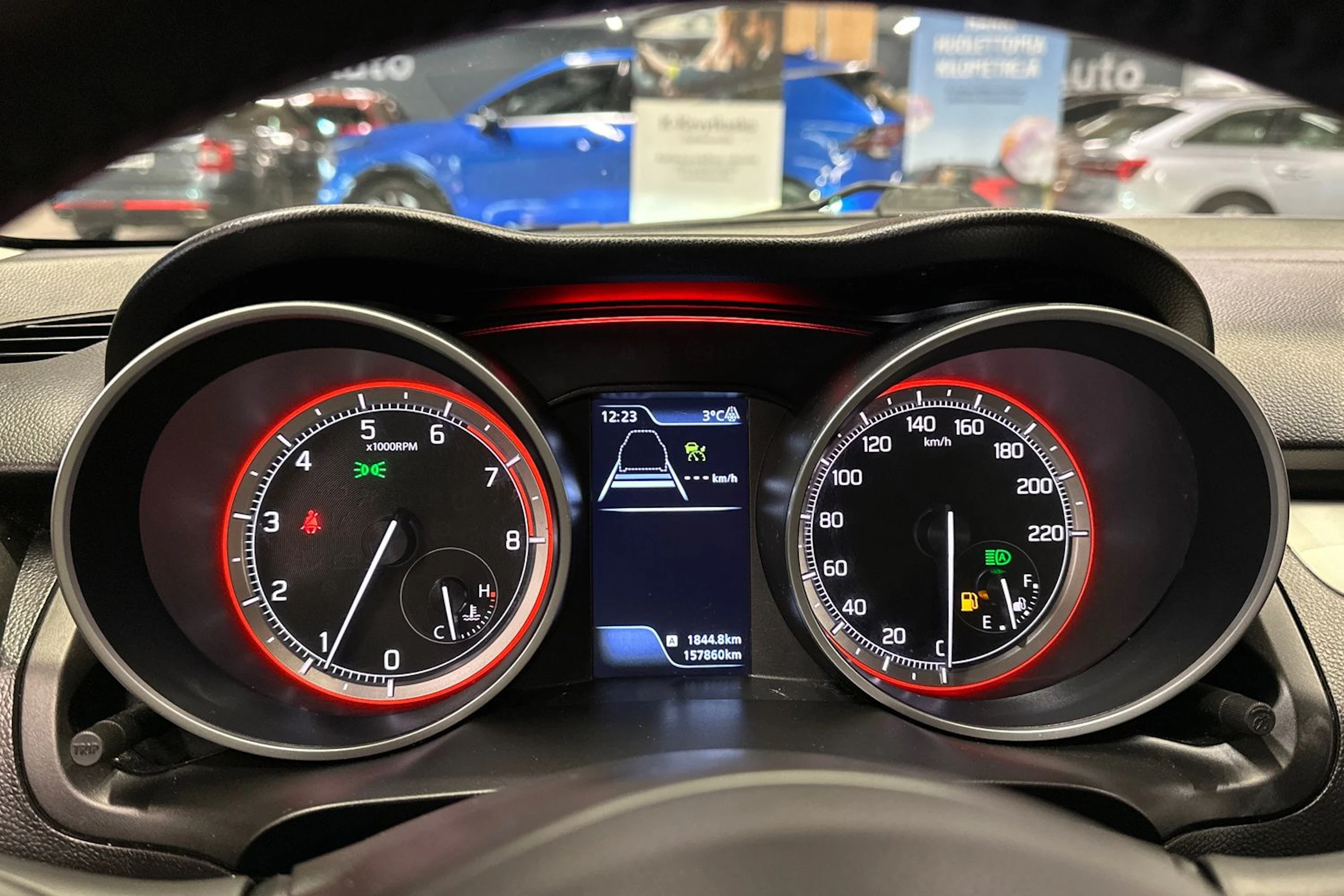 musta Suzuki Swift 2018 kuva 21.