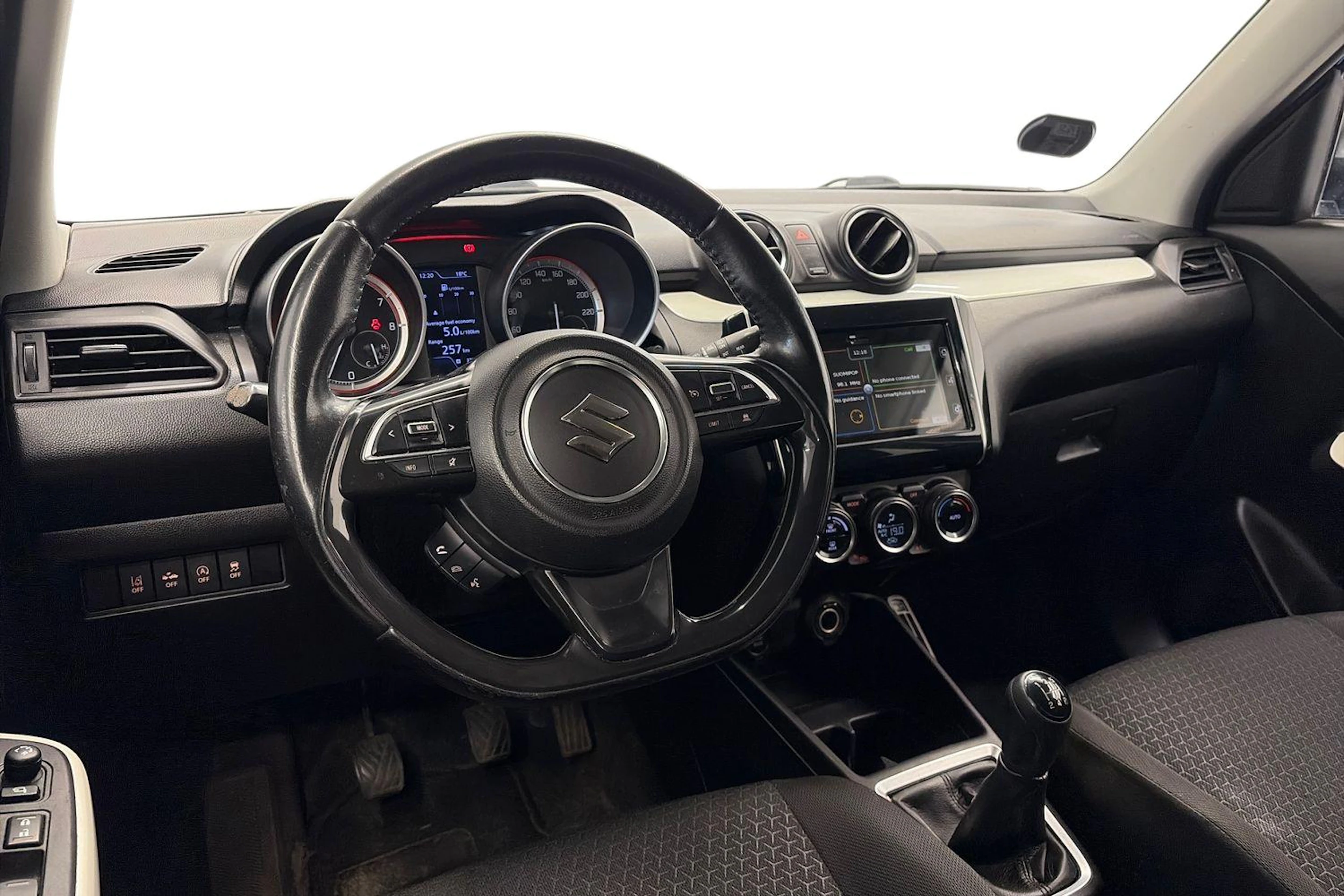 Sininen Suzuki SWIFT 2018 kuva 8.