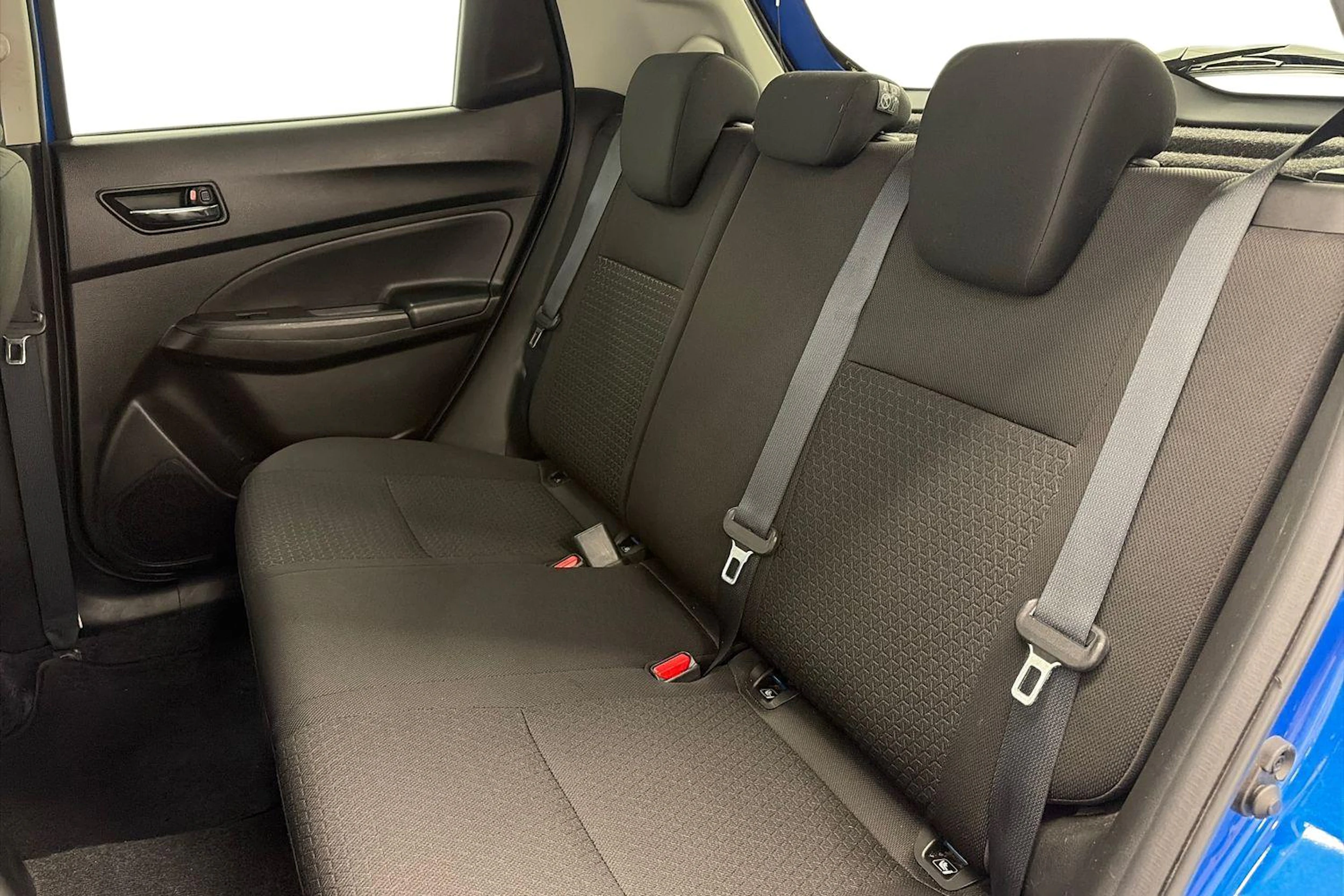 Sininen Suzuki SWIFT 2018 kuva 11.