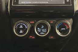 Sininen Suzuki SWIFT 2018 kuva 24.
