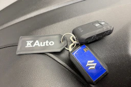 Sininen Suzuki SWIFT 2018 kuva 29.