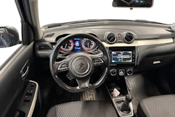 musta Suzuki Swift 2019 kuva 3.