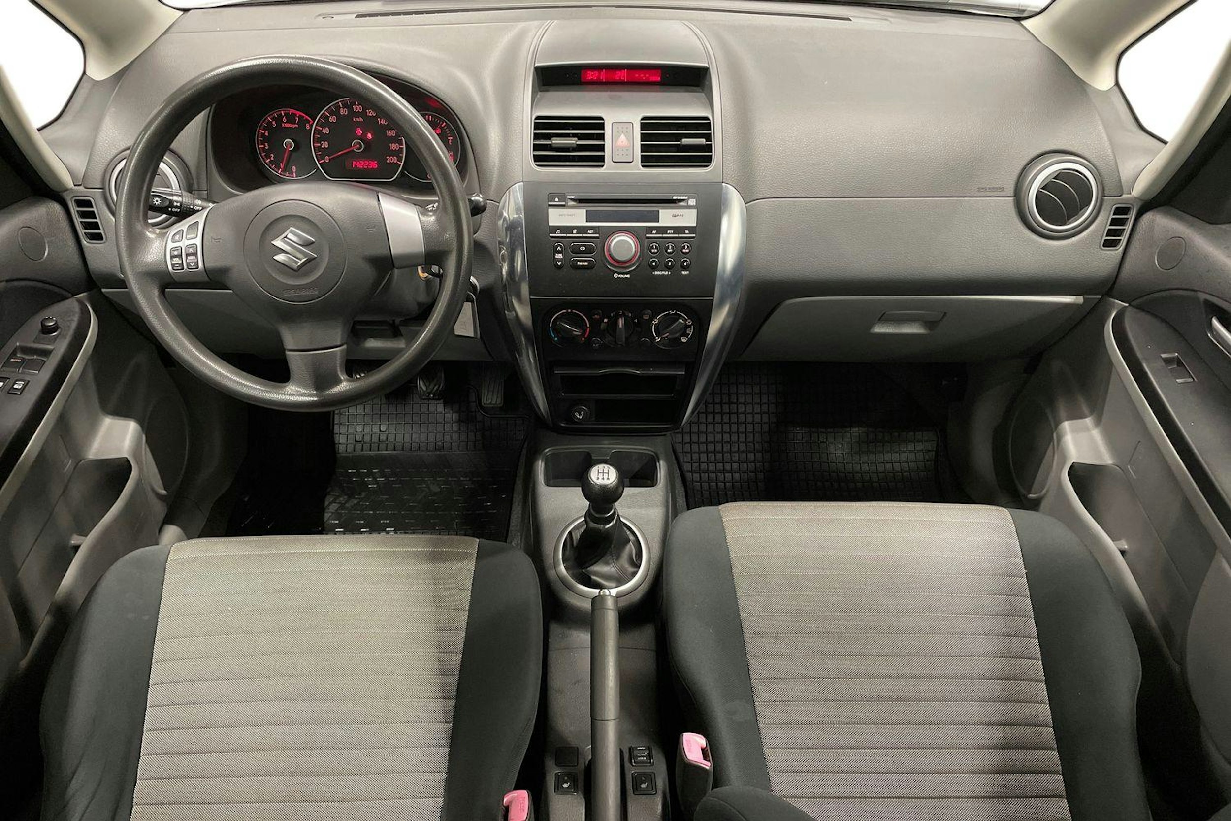 hopea Suzuki SX4 2009 kuva 9.