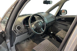 Harmaa Suzuki SX4 2010 kuva 3.