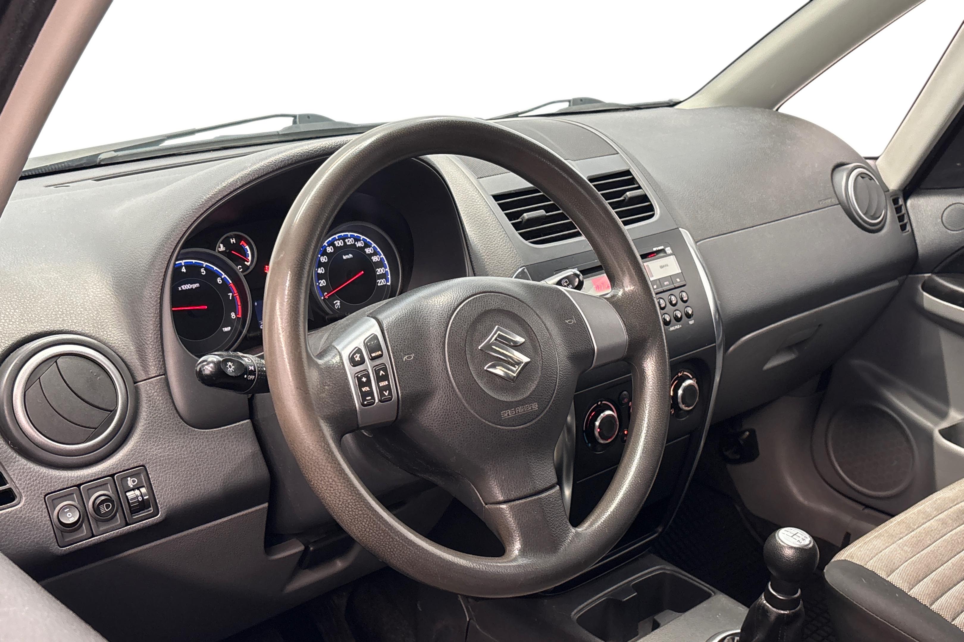 Suzuki SX4 1,6 VVT 4WD X-OVER 5D 2011, kuva 6/27