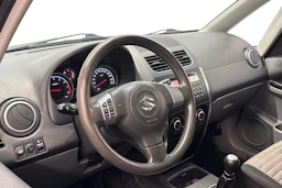 sininen Suzuki SX4 2011 kuva 8.