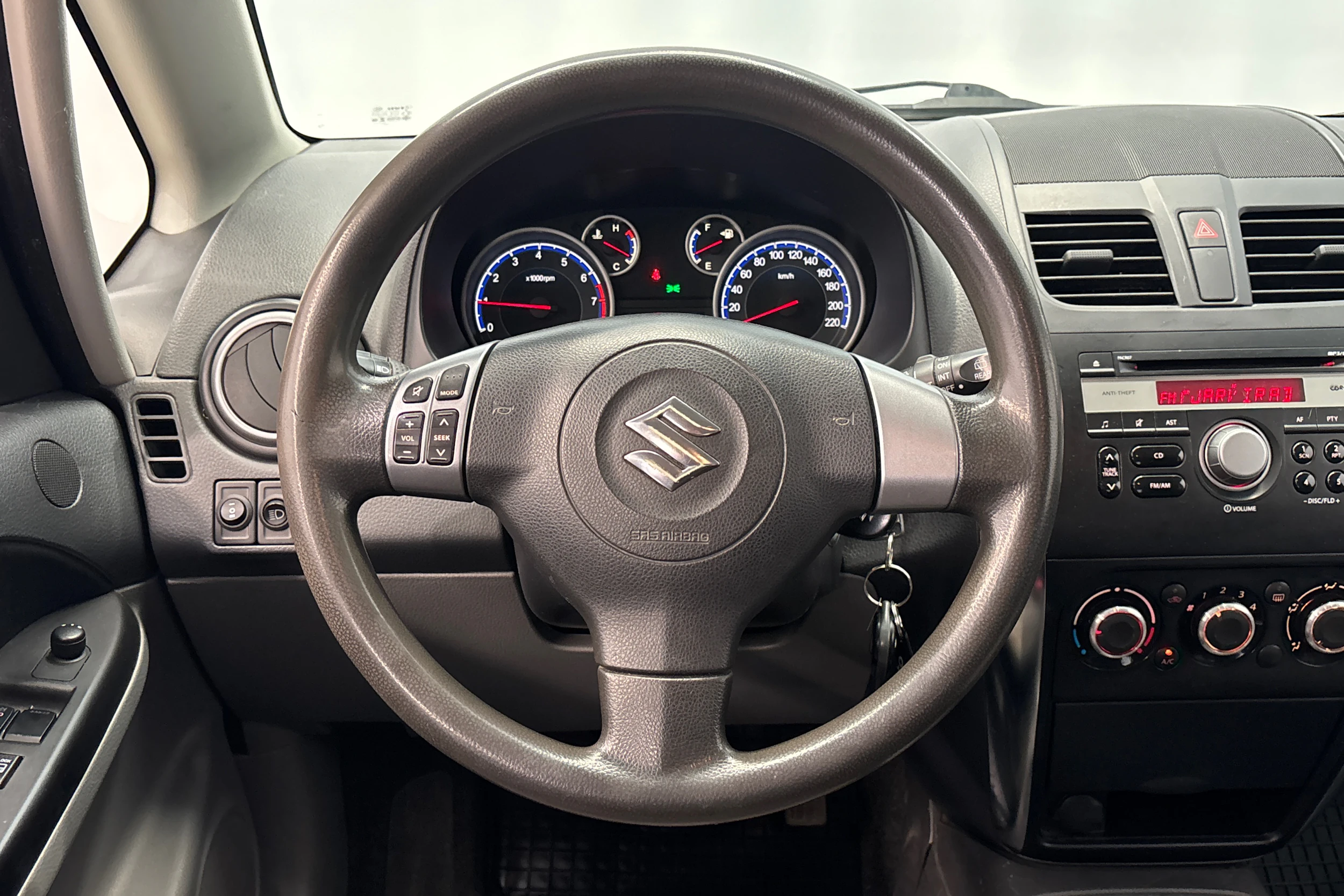 sininen Suzuki SX4 2011 kuva 17.