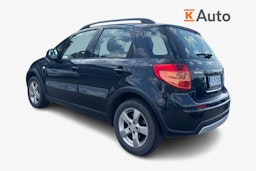 Musta Suzuki SX4 2011 kuva 2.