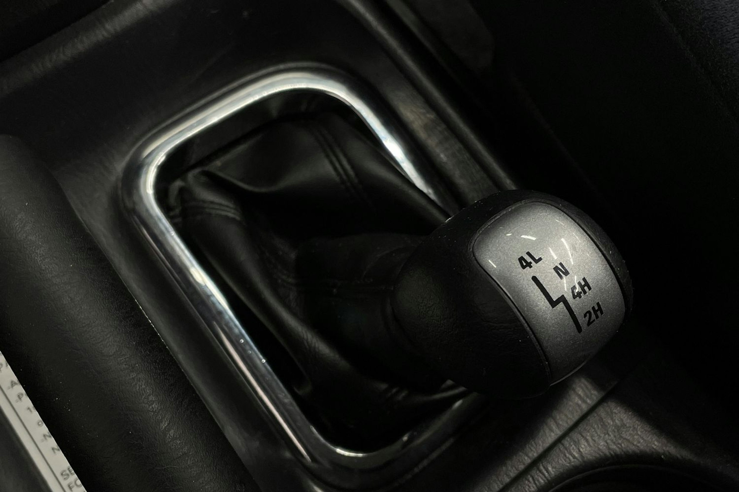 hopea Suzuki Grand Vitara 2004 kuva 14.