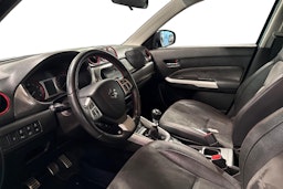 Sininen Suzuki Vitara 2017 kuva 7.