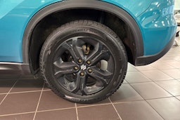 Sininen Suzuki Vitara 2017 kuva 11.