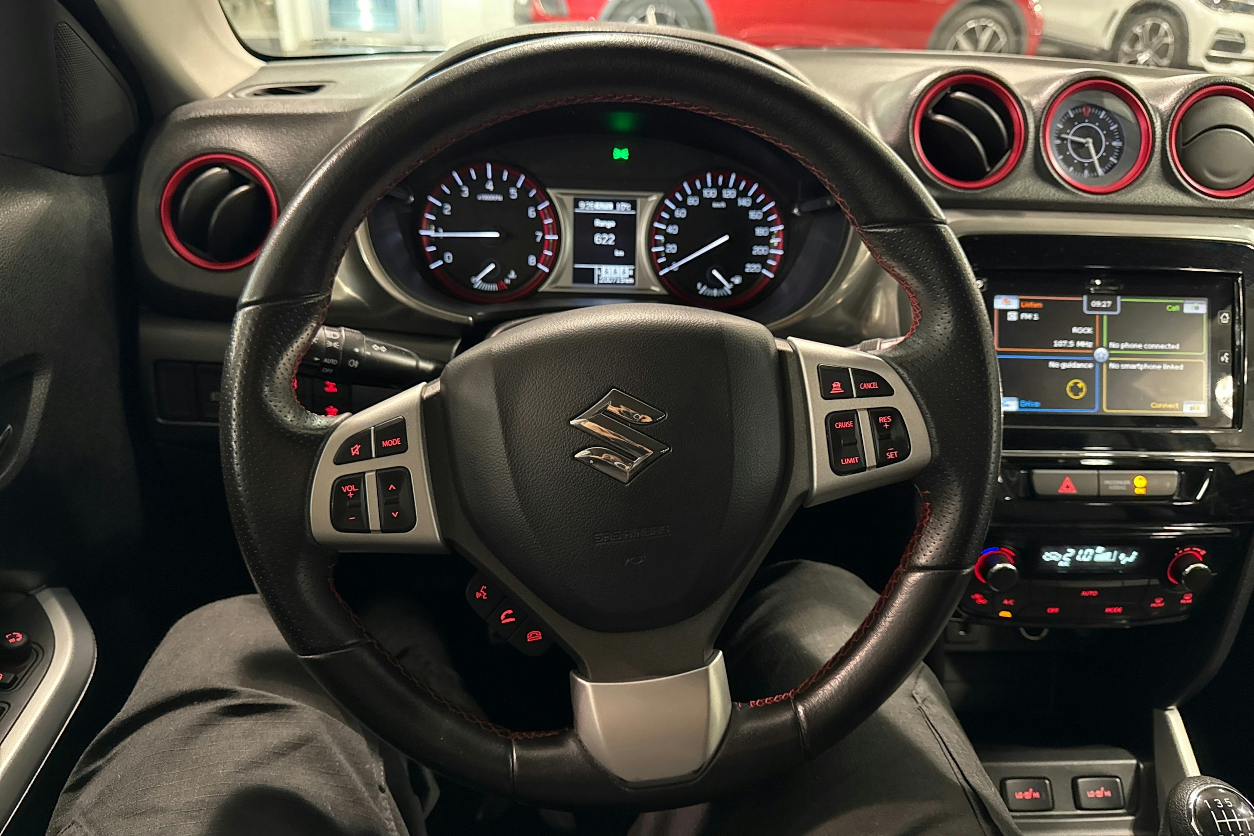 Sininen Suzuki Vitara 2017 kuva 15.