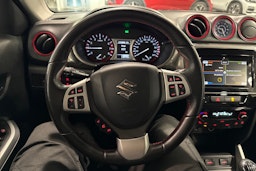 Sininen Suzuki Vitara 2017 kuva 15.