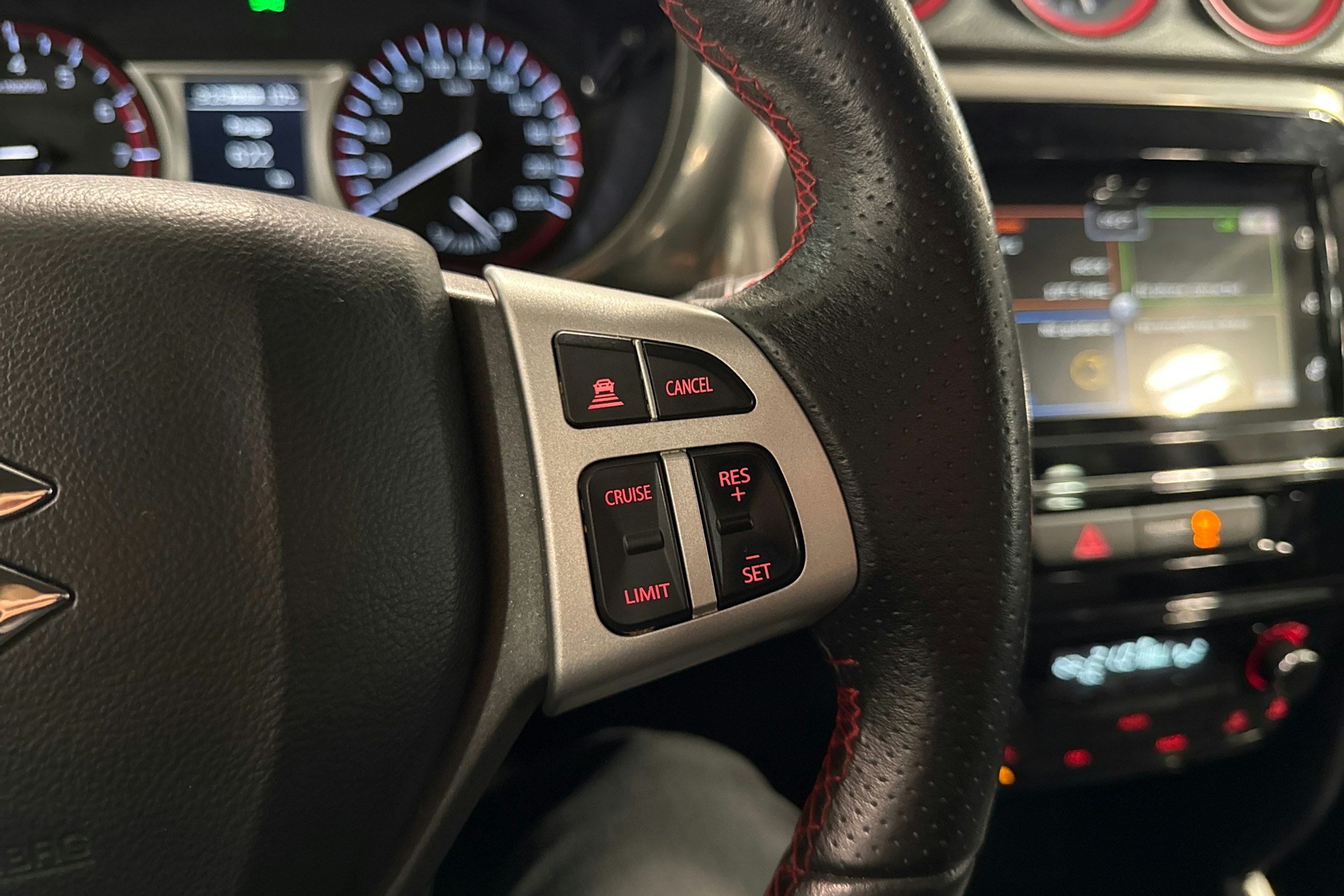 Sininen Suzuki Vitara 2017 kuva 17.