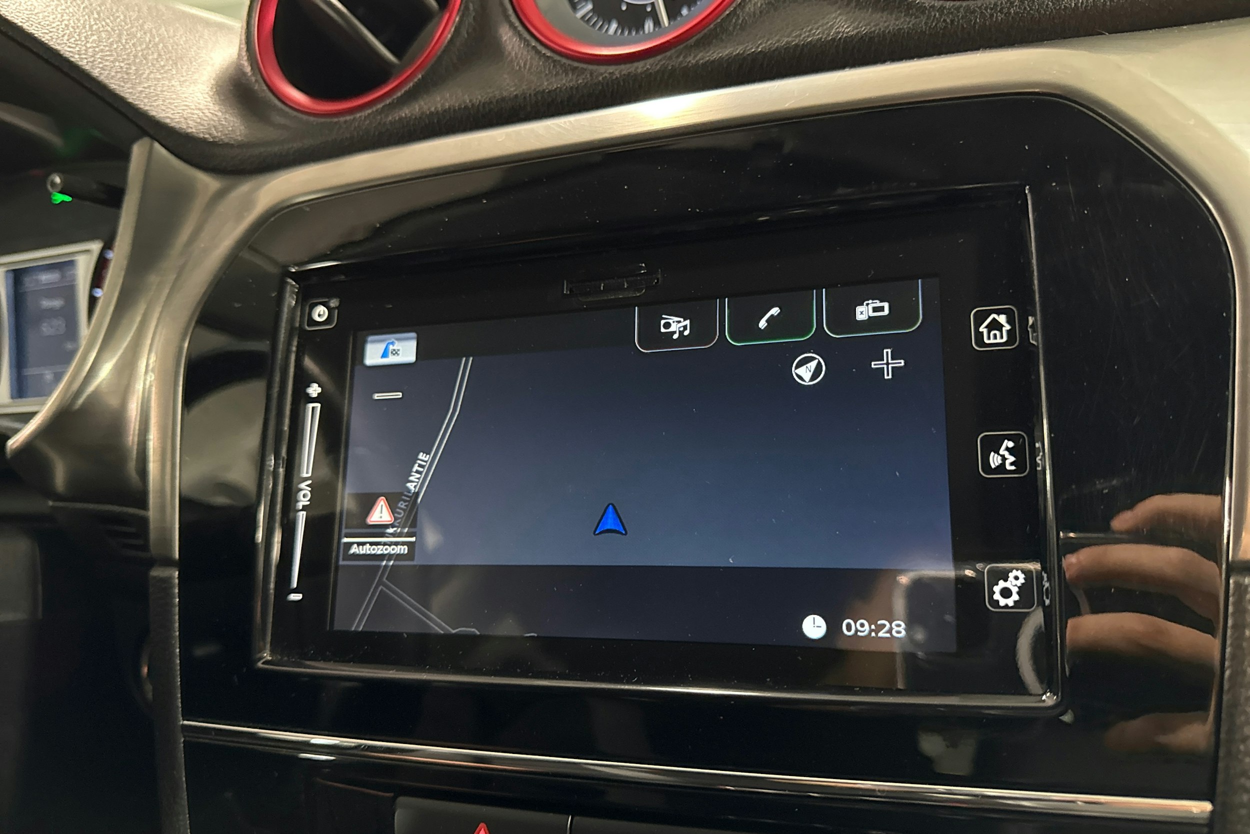 Sininen Suzuki Vitara 2017 kuva 21.