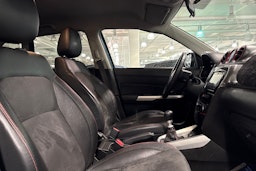 Sininen Suzuki Vitara 2017 kuva 22.