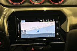 musta Suzuki Vitara 2018 kuva 21.