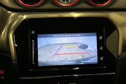 musta Suzuki Vitara 2018 kuva 22.