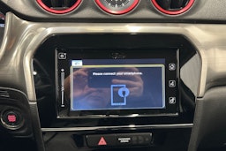 musta Suzuki Vitara 2018 kuva 23.