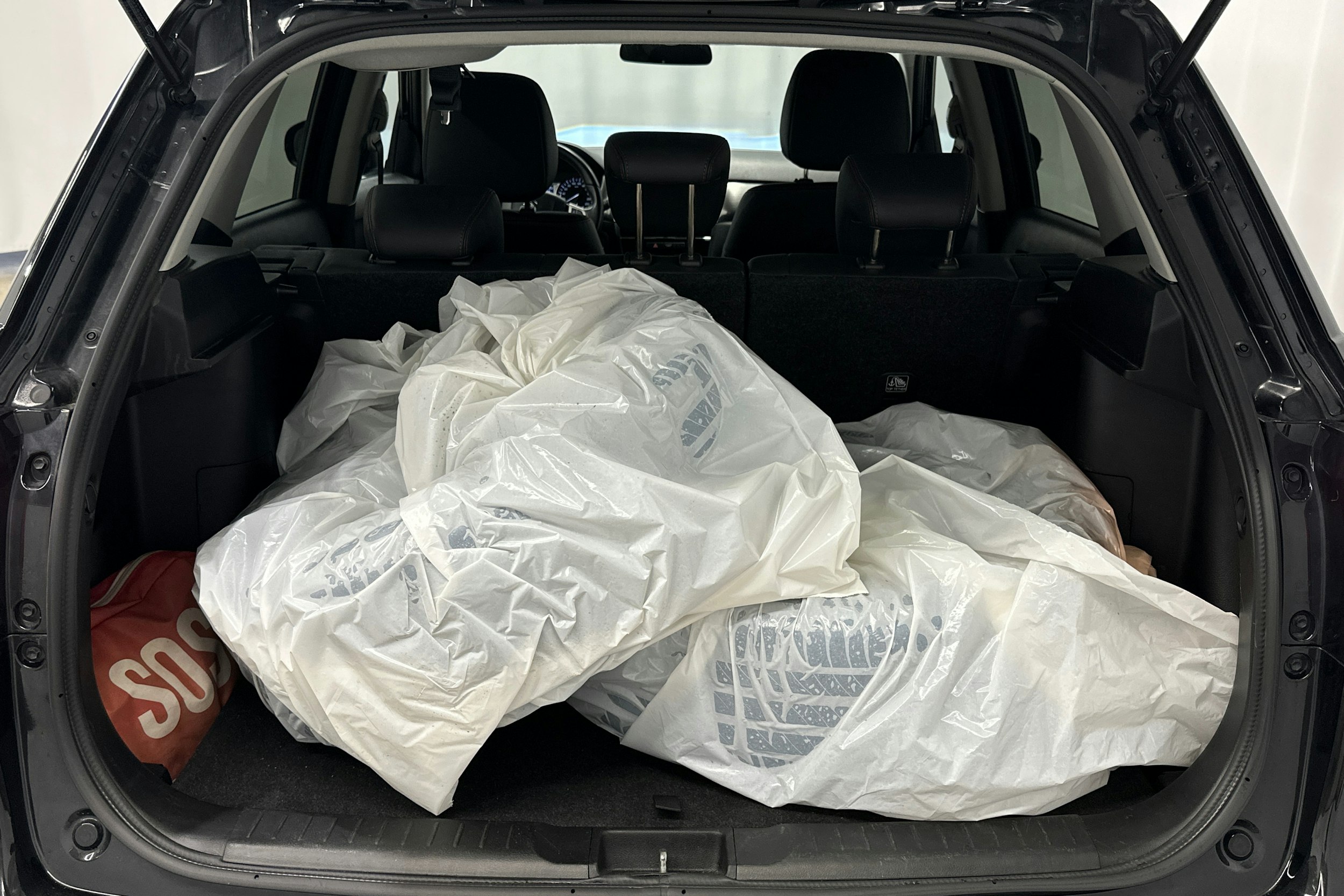 musta Suzuki Vitara 2018 kuva 27.