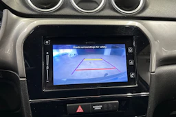 harmaa Suzuki Vitara 2018 kuva 12.