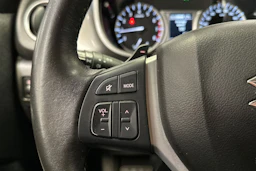 harmaa Suzuki Vitara 2018 kuva 19.