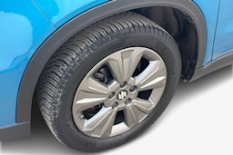 turkoosi Suzuki Vitara 2020 kuva 9.