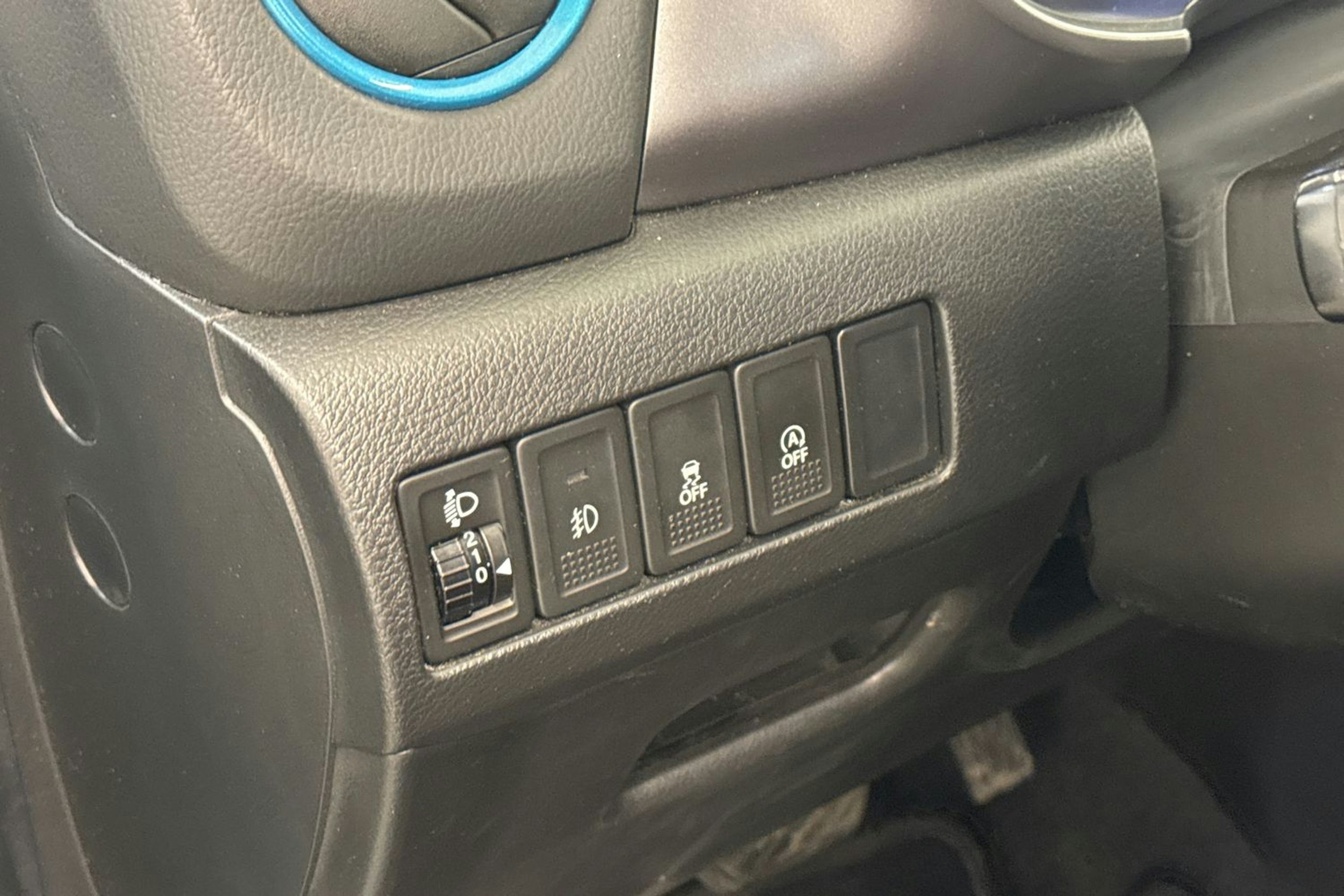 turkoosi Suzuki Vitara 2020 kuva 13.